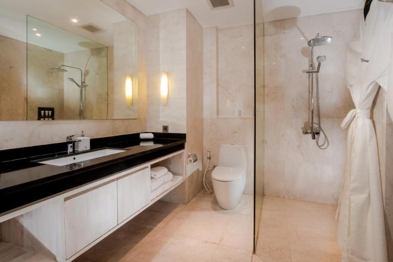 Полулюкс, Charoen Thani Hotel, Khon Kaen