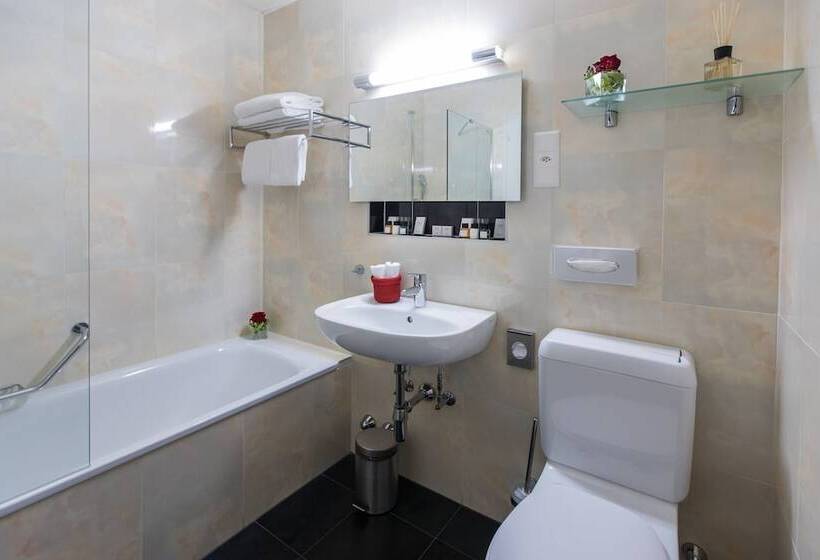 经济房, La Palma Au Lac