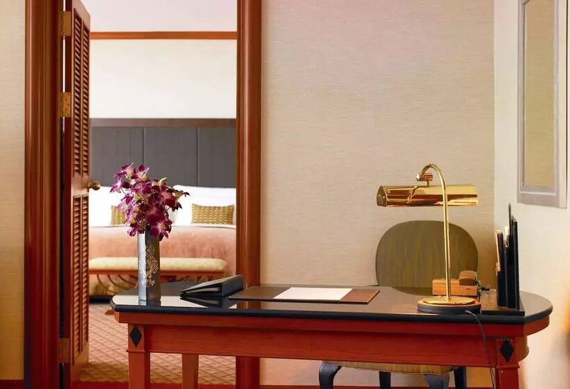 سوییت اجرایی, Pullman Khon Kaen Raja Orchid