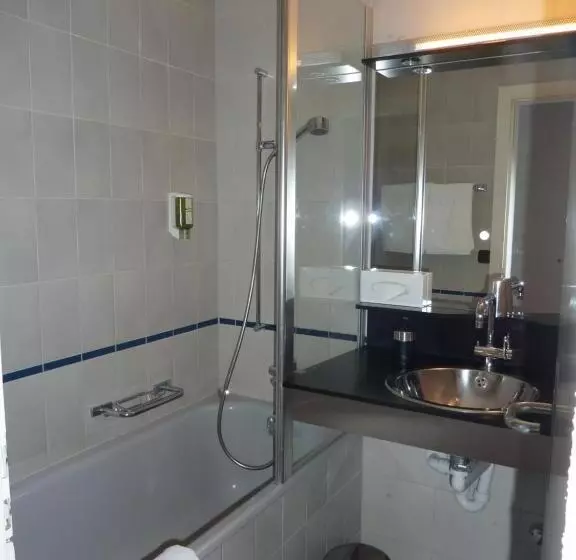 2 Bedrooms Apartment Lake View, Rebstock