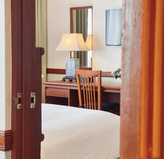스위트, Royal Phuket City Hotel   Sha Extra Plus