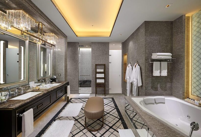 ロイヤルスイート, Sheraton Grande Sukhumvit, A Luxury Collection Hotel, Bangkok