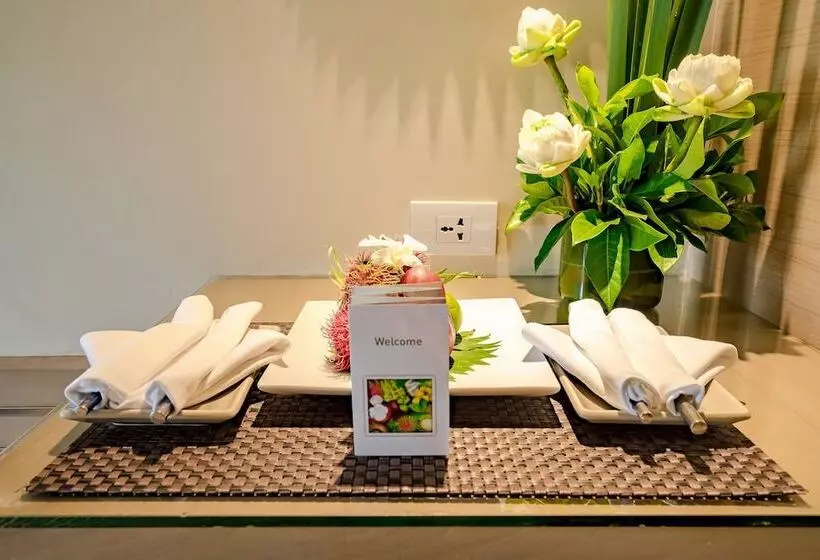 کلبه سوپریور, Impiana Beach Front Resort Chaweng Noi, Koh Samui