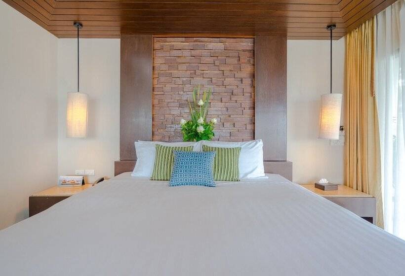 Люкс, Impiana Beach Front Resort Chaweng Noi, Koh Samui