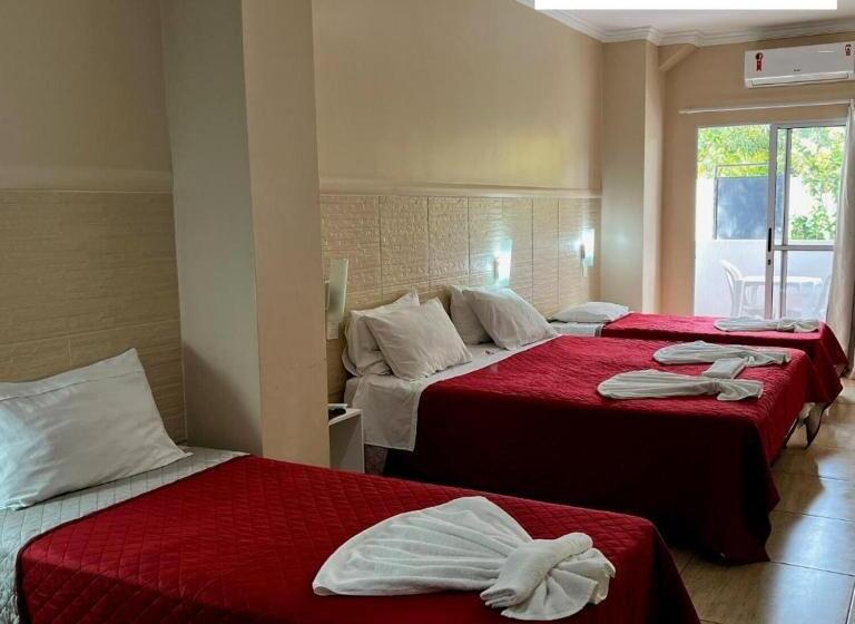 اتاق استاندارد چهار تخته, Espaço Viana