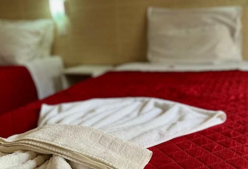 Quarto Quádruplo Estandar, Espaço Viana