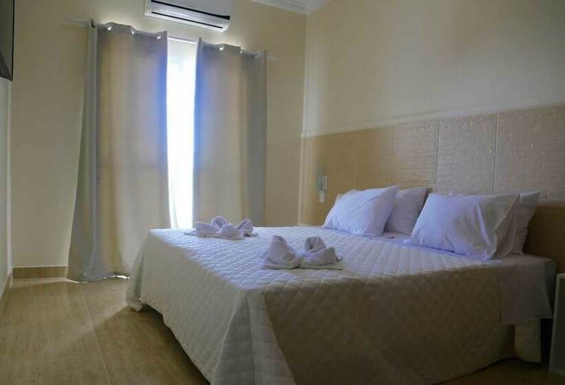 اتاق استاندارد چهار تخته, Espaço Viana