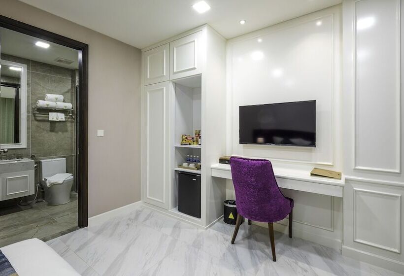 חדר דלוקס, Vinny Boutique