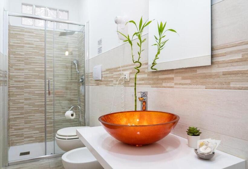 스탠다드 트리플 룸, Portosalvo Rooms