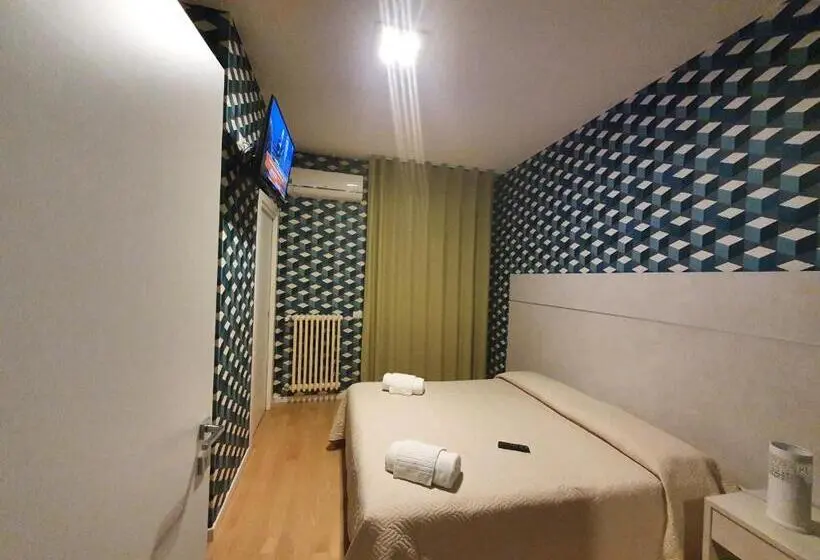 اتاق استاندارد با چشم‌انداز باغ, B&b 1951