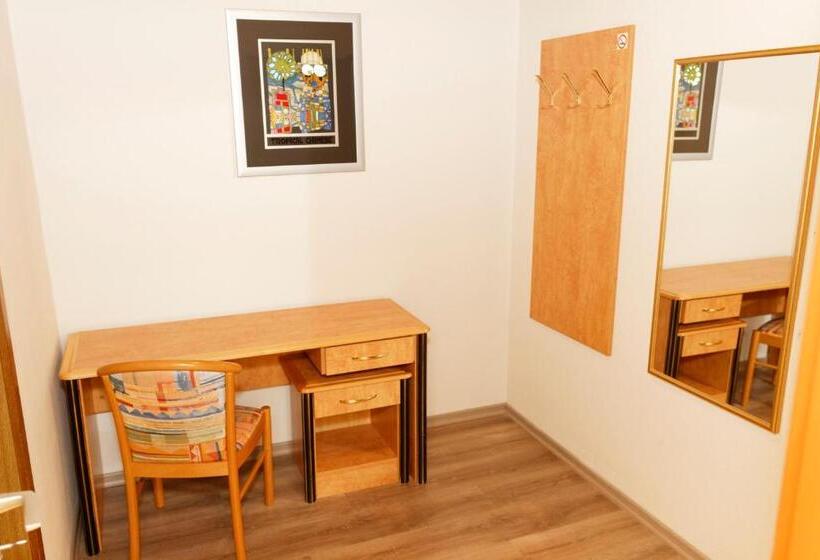 غرفة ديلوكس مزودة بشرفة, Restaurant Rodizio Paderborn