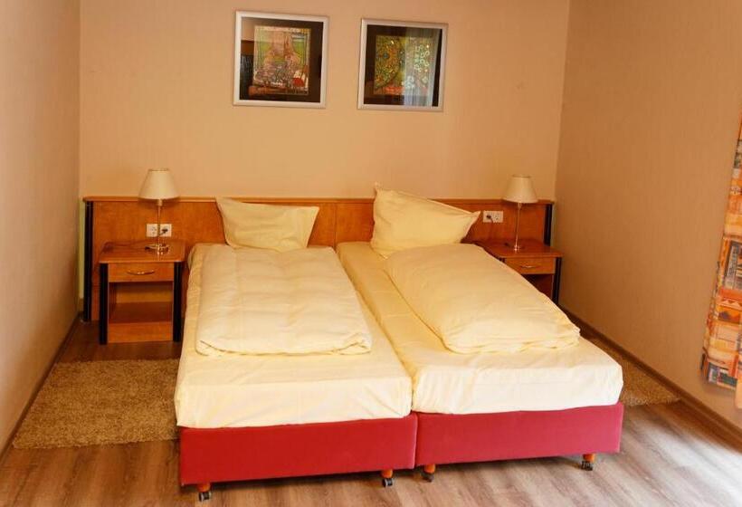 غرفة ديلوكس مزودة بشرفة, Restaurant Rodizio Paderborn