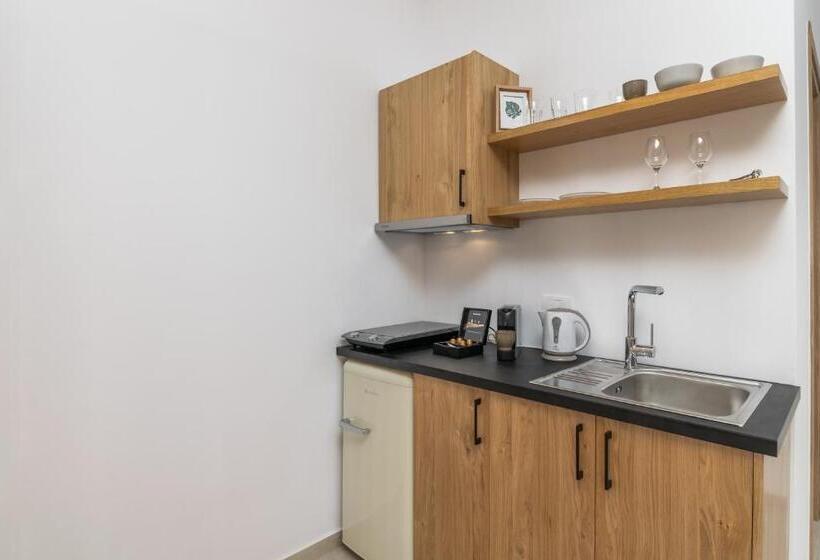 带1个卧室的带阳台的公寓, Olive Studios