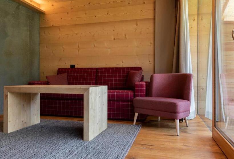 Люкс Повышенной Комфортности, Dolomiti Lodge Alverà