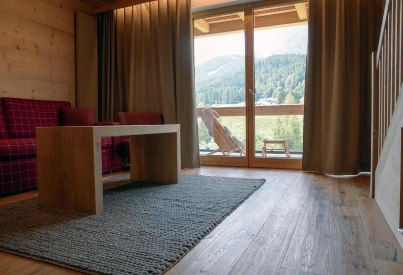 Люкс Повышенной Комфортности, Dolomiti Lodge Alverà