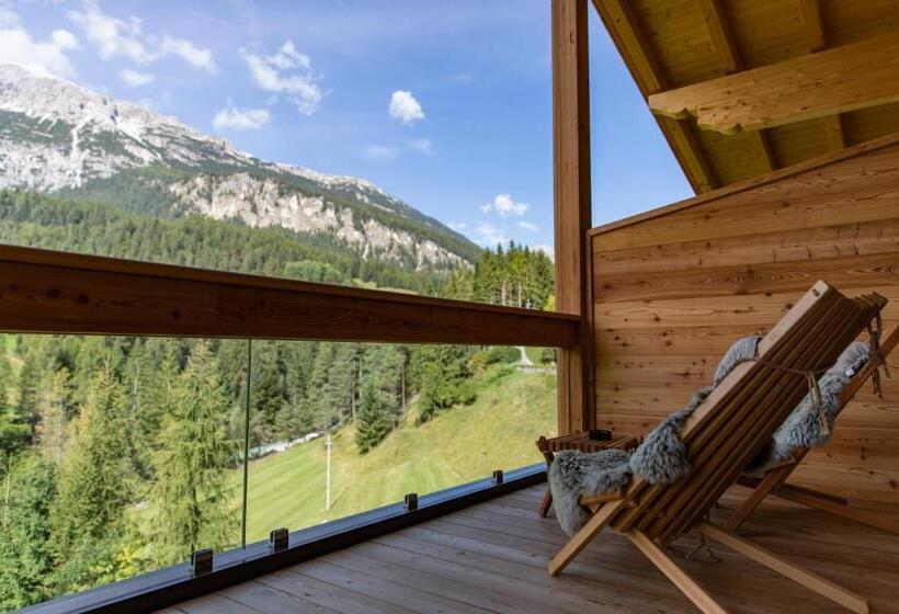 Номер Deluxe Вид на Горы, Dolomiti Lodge Alverà