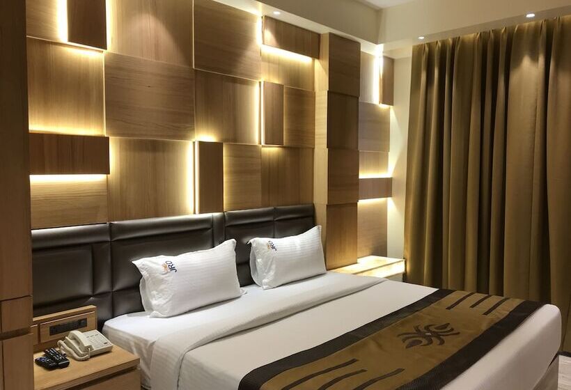 수피리어 룸, Jrd Pride Business