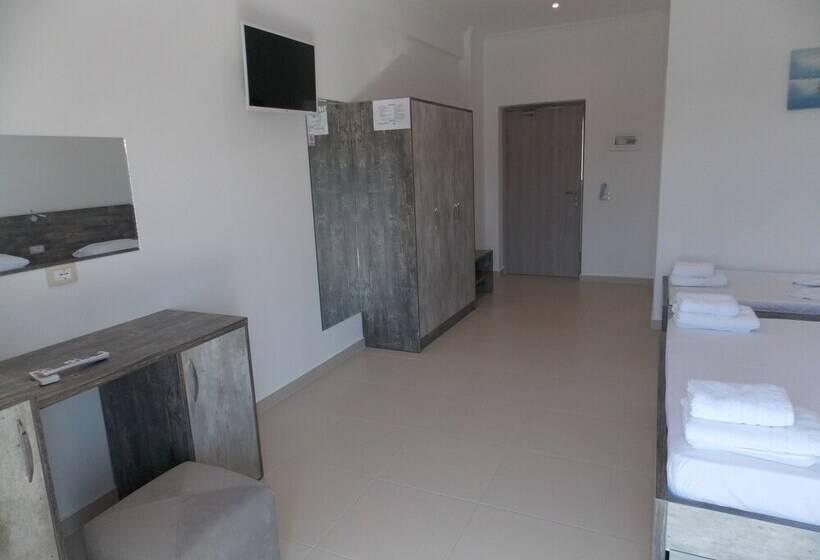 Camera Quadrupla Standard Vista Mare, Mucobega Hotel 2