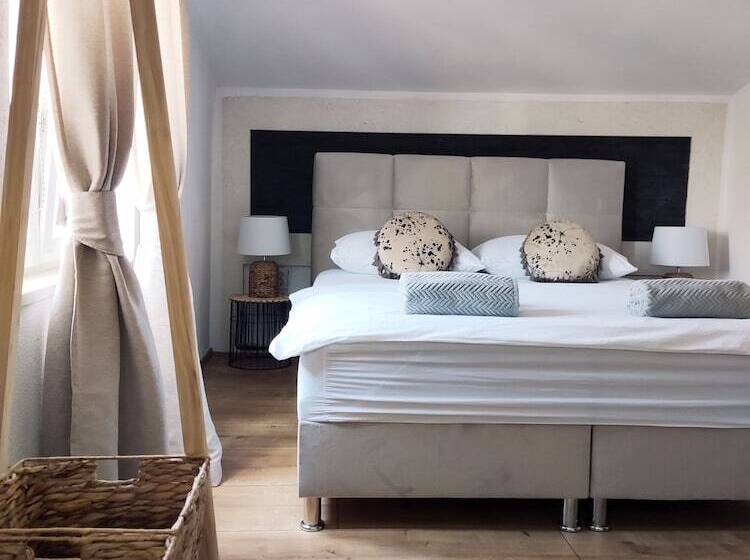 اتاق استاندارد, Guest House Exalto