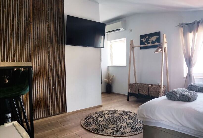 اتاق استاندارد, Guest House Exalto