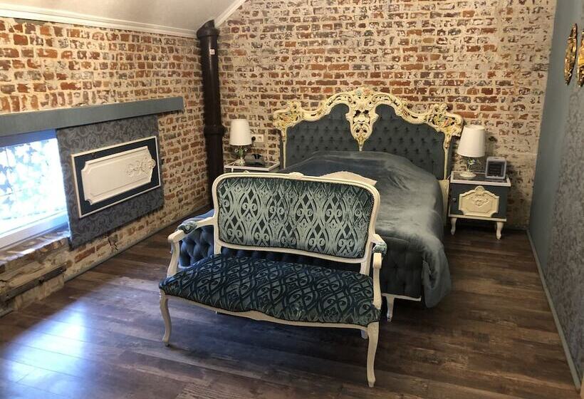 חדר סטנדרט, Lomalienne