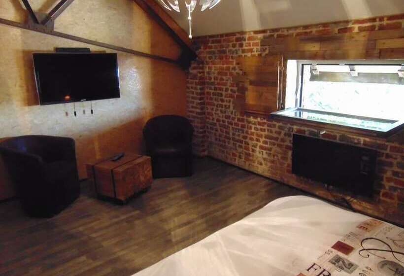 חדר סטנדרט, Lomalienne