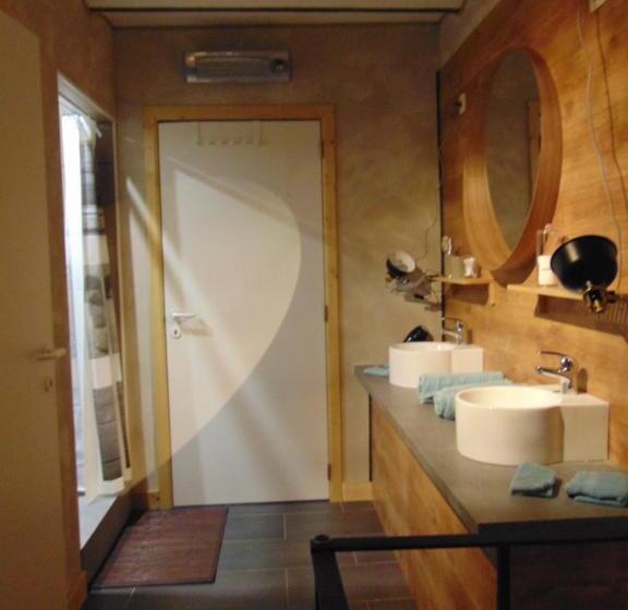 סטודיו סטנדרט, מיטה זוגית, Lomalienne