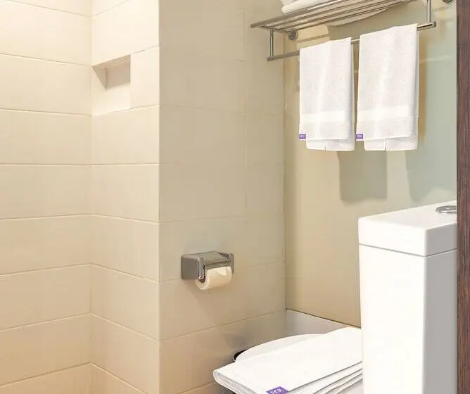اتاق لوکس, Grand Safran Hotel Pangkalpinang