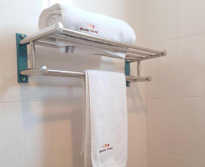 اتاق استاندارد, Medal