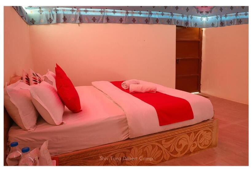 Quarto Familiar, Shiv Tara Desert Camp