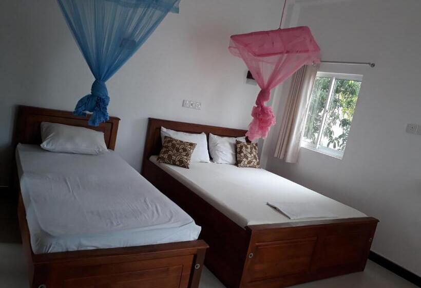 غرفة ديلوكس مزودة بشرفة, Anna Tourist Inn