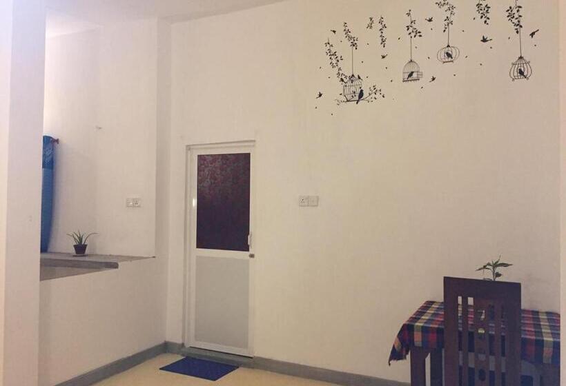 غرفة عائلية مطلّة علي البحر, Anna Tourist Inn