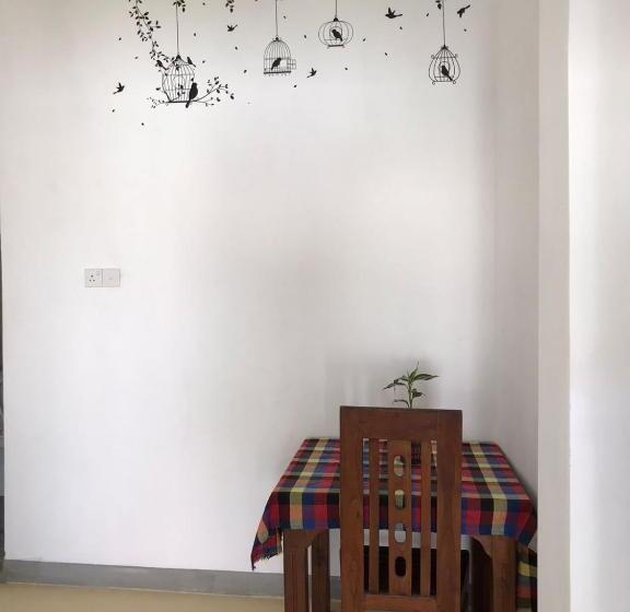 غرفة عائلية مطلّة علي البحر, Anna Tourist Inn