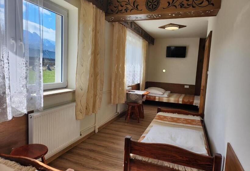 חדר קלאסי לארבעה, Willa U Renaty - Widok Na Giewont