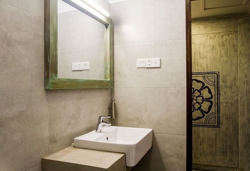 Кровать в Общей Комнате, Lazy Koala