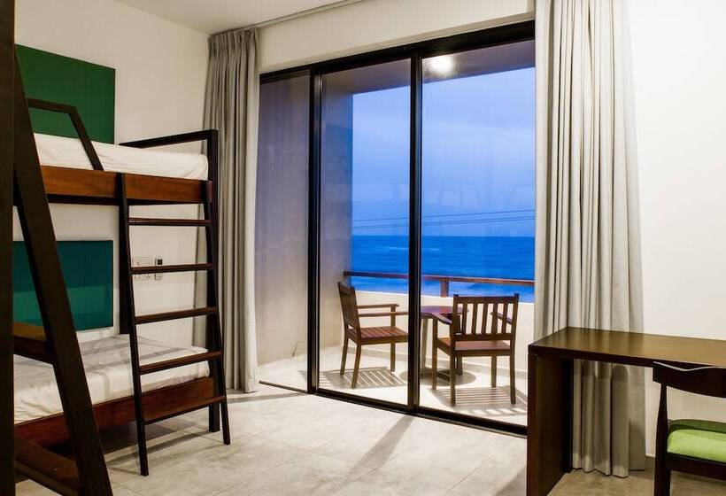 Кровать в Общей Комнате, Lazy Koala