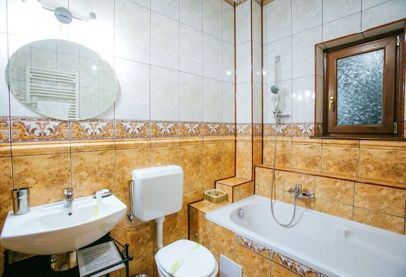 Quarto Estandar, Casa Natalia