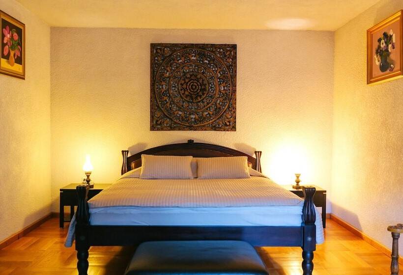 Quarto Estandar Cama King, Casa Natalia
