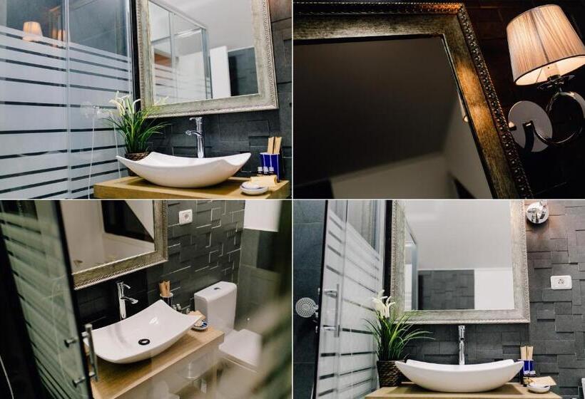 Quarto Deluxe Cama King, Casa Natalia