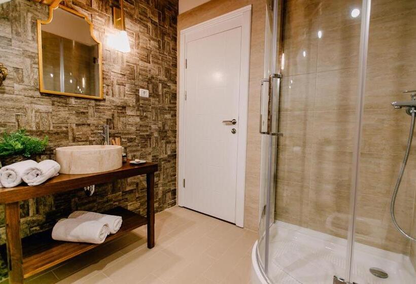 جناح جونيور مزوَّد بشرفة, Casa Natalia