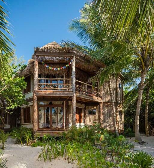 سوئیت مستر با چشمانداز دریا, Delek Tulum