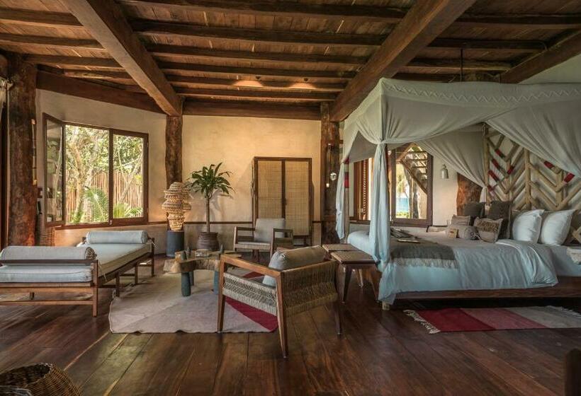 سوئیت مستر با چشمانداز دریا, Delek Tulum