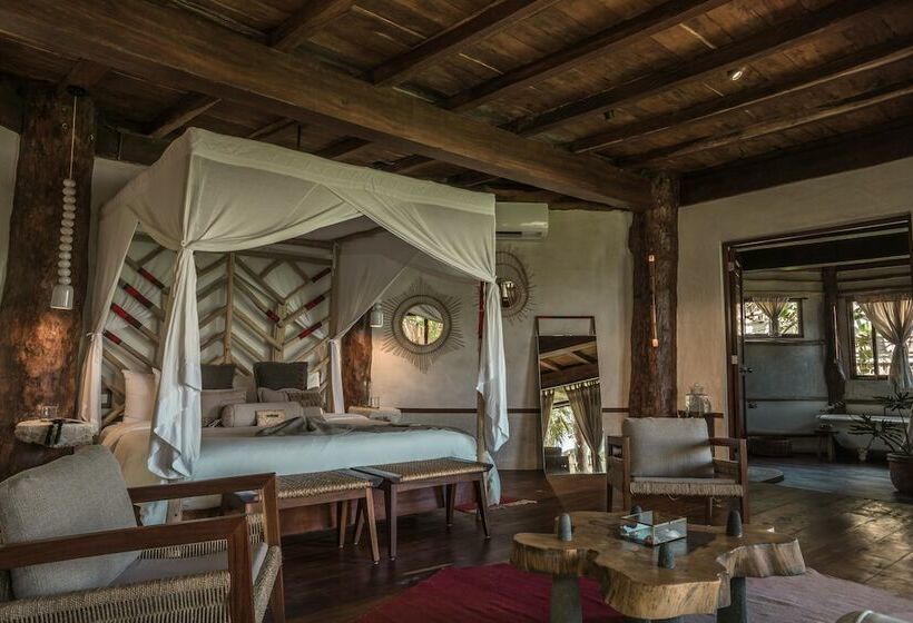 سوئیت مستر با چشمانداز دریا, Delek Tulum