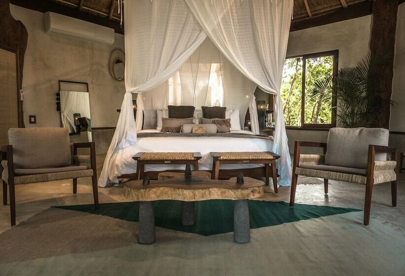 سوئیت مستر با چشمانداز دریا, Delek Tulum