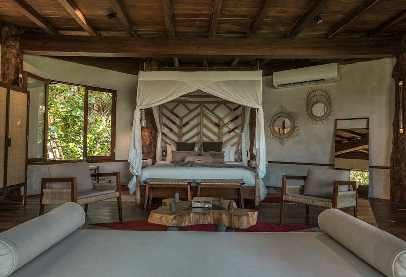 سوئیت مستر با چشمانداز دریا, Delek Tulum