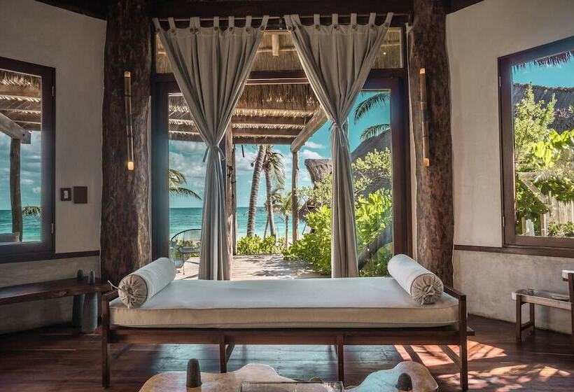 سوئیت مستر با چشمانداز دریا, Delek Tulum