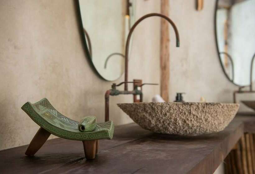 سوئیت مستر با چشمانداز دریا, Delek Tulum