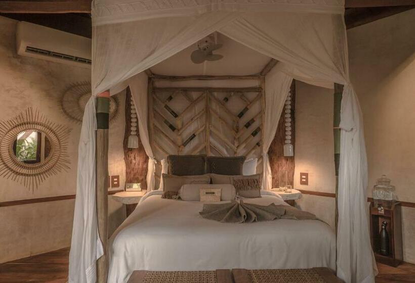 اتاق سوپریور با چشمانداز باغ, Delek Tulum