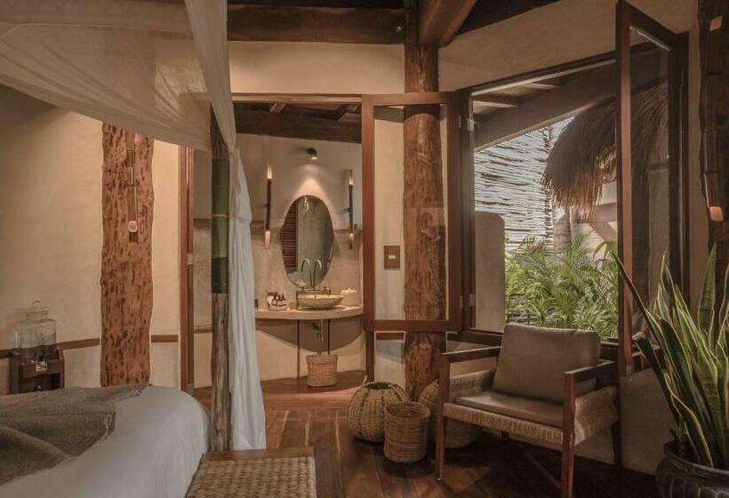 اتاق سوپریور با چشمانداز باغ, Delek Tulum