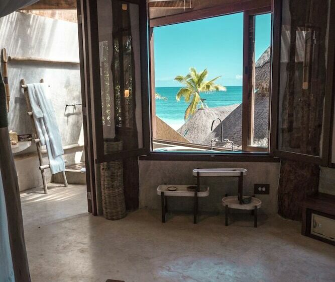 اتاق سوپریور با چشمانداز باغ, Delek Tulum